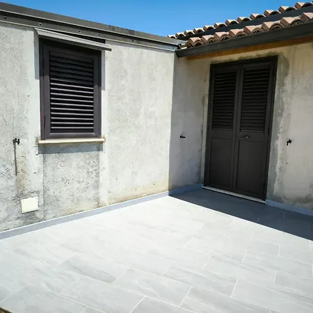 Casa Graziella Поццалло